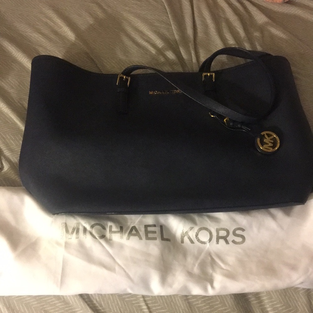Michael Kors navy tote